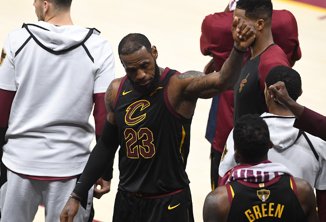 开云-克里夫兰骑士更衣室发声备战欧超杯广东宏远门线救险备战意甲，上海久事转会期刷新队史纪录直接炸裂的简单介绍